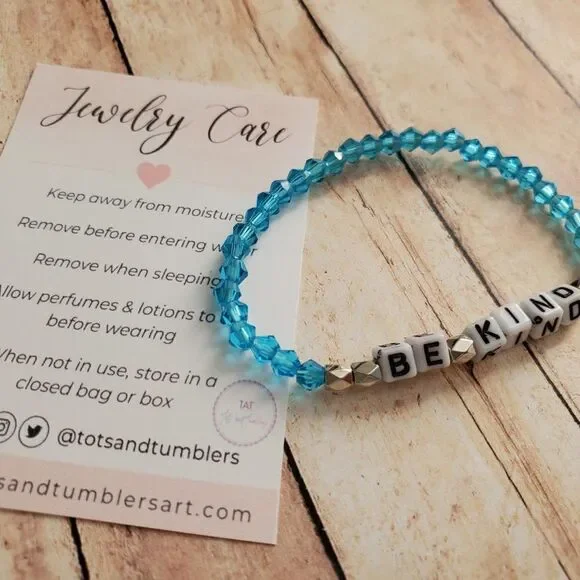 Be Kind Beaded Stretch Bracelet - Picture 6 of 14